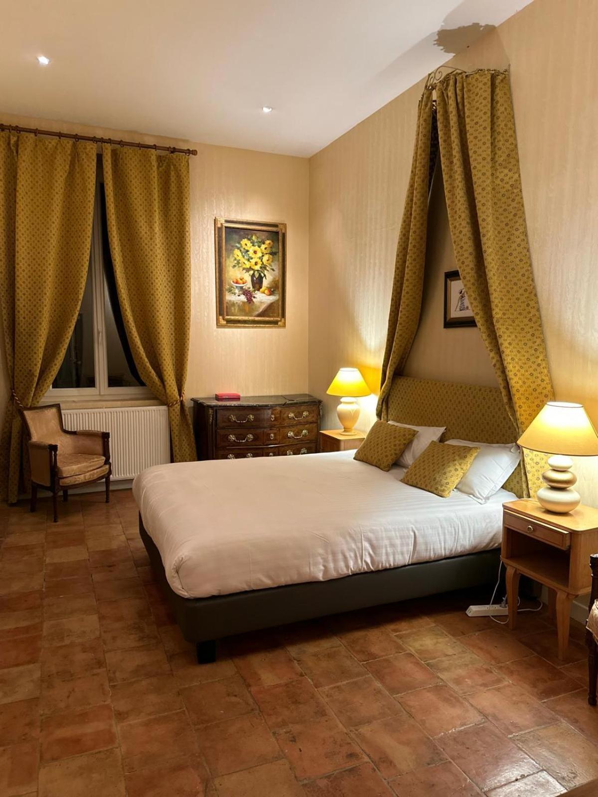 Le Manoir De Hotel Lisle-sur-Tarn